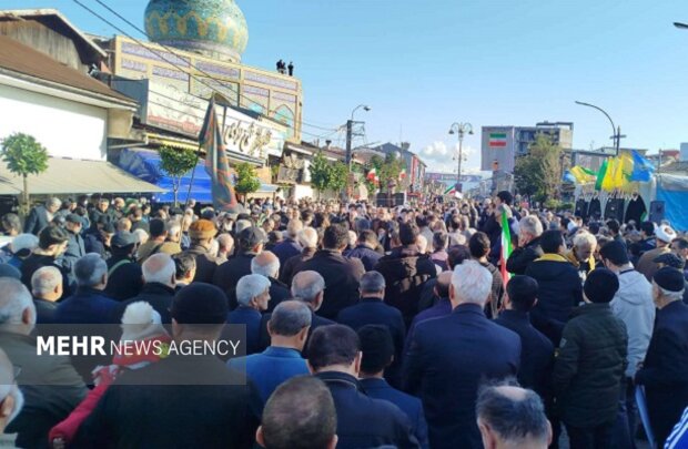 تشییع پیکر شهید نوجوان «آرشام آقایی نژاد» در صومعه سرا