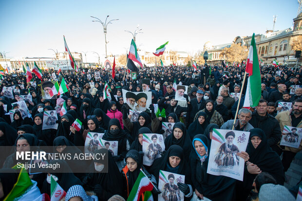 سومین روز اجتماع سوگواران شهادت امام خامنه‌ای در همدان