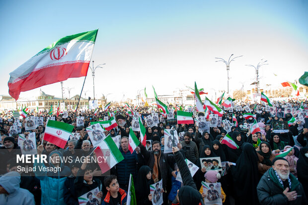 سومین روز اجتماع سوگواران شهادت امام خامنه‌ای در همدان