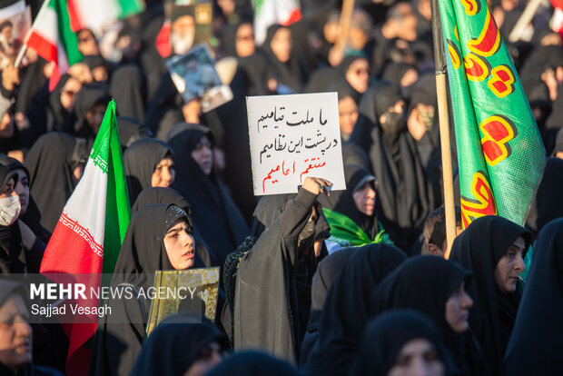 سومین روز اجتماع سوگواران شهادت امام خامنه‌ای در همدان