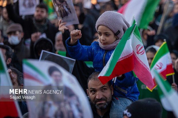 سومین روز اجتماع سوگواران شهادت امام خامنه‌ای در همدان