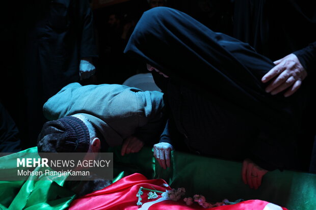 وداع با پیکر شهدای حملات صهیونی-آمریکایی