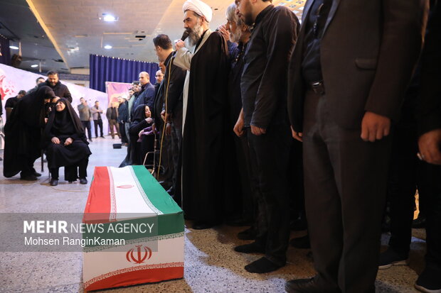 وداع با پیکر شهدای حملات صهیونی-آمریکایی