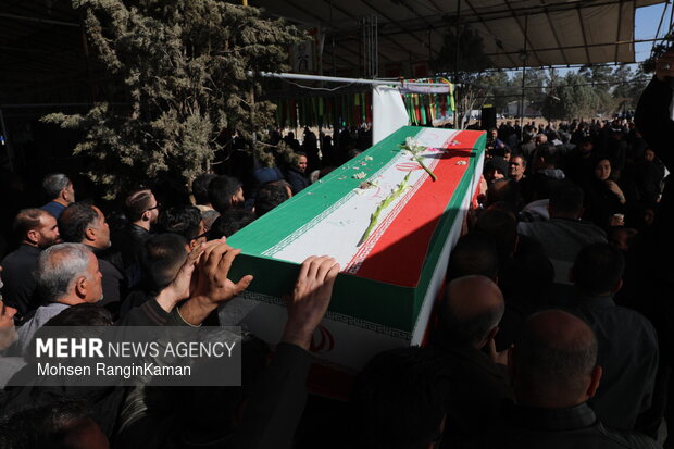وداع با پیکر شهدای حملات صهیونی-آمریکایی