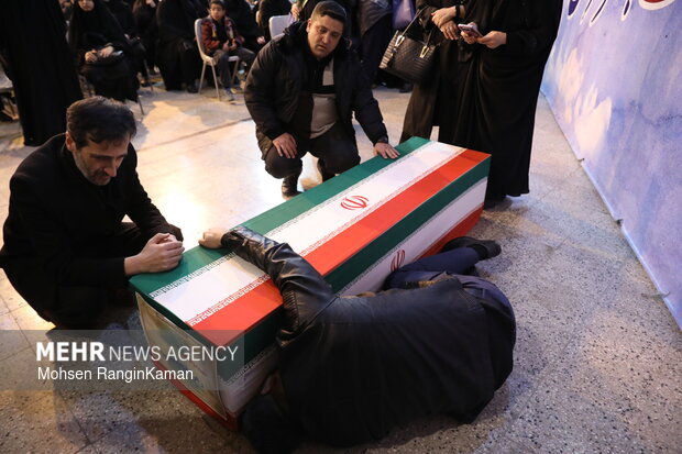 وداع با پیکر شهدای حملات صهیونی-آمریکایی