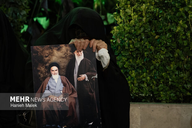 تجمع مردم گرکان در خون خواهی ازامام شهیدامت