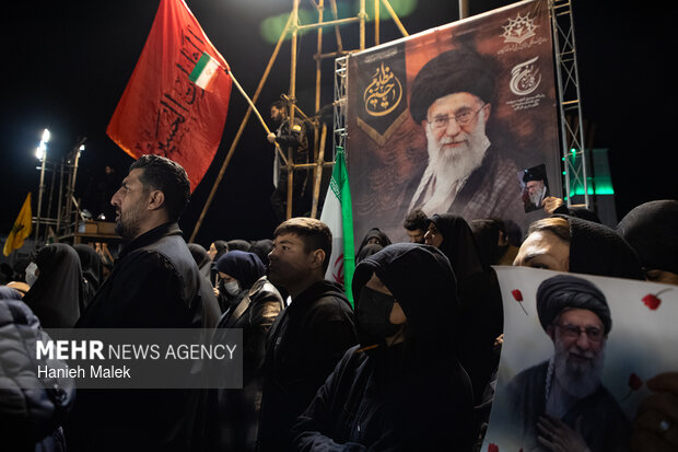 تجمع مردم گرکان در خون خواهی ازامام شهیدامت