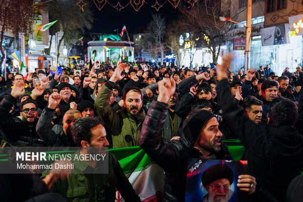 سومین شب اجتماع سوگواران شهادت امام خامنه‌ای در اردبیل