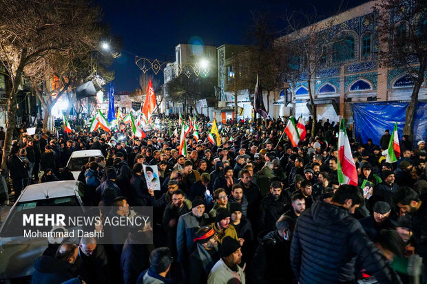 سومین شب اجتماع سوگواران شهادت امام خامنه‌ای در اردبیل