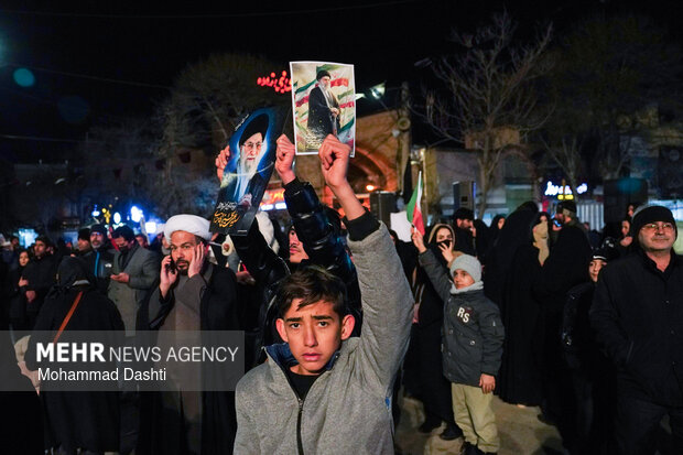 سومین شب اجتماع سوگواران شهادت امام خامنه‌ای در اردبیل