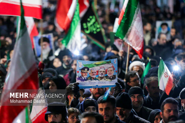 سومین شب اجتماع سوگواران شهادت امام خامنه‌ای در اردبیل