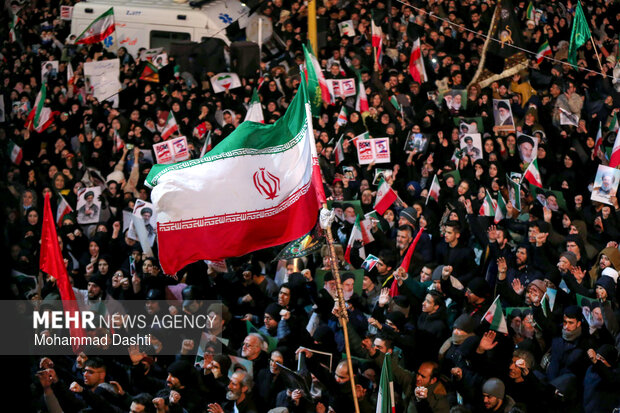 سومین شب اجتماع سوگواران شهادت امام خامنه‌ای در اردبیل