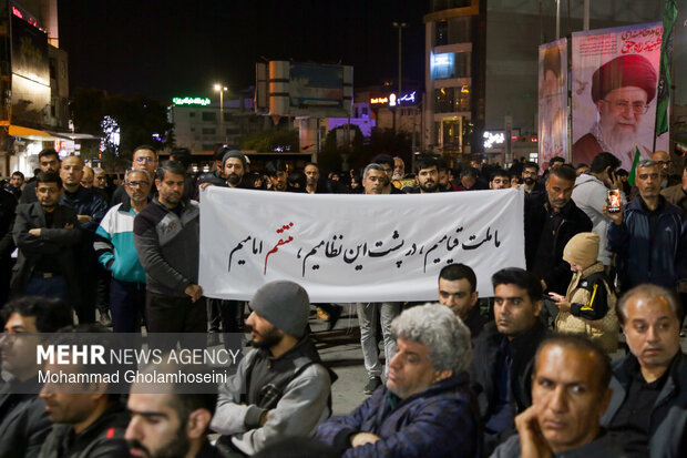 سوگواری بوشهری‌ها در پی شهادت رهبر معظم انقلاب