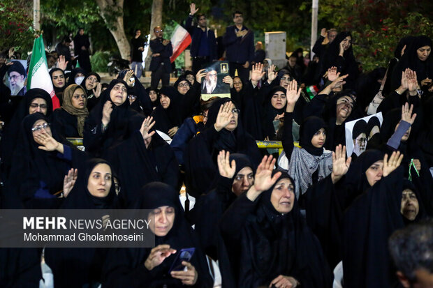 سوگواری بوشهری‌ها در پی شهادت رهبر معظم انقلاب