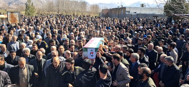 پیکر شهید «رضا یوسفوند» در سلسله تشییع شد