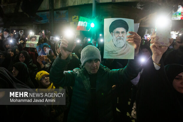 سومین شب اجتماع سوگواران شهادت امام خامنه‌ای در قزوین