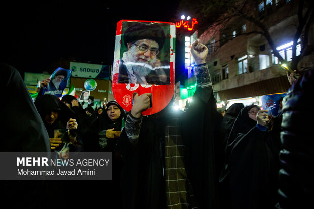 سومین شب اجتماع سوگواران شهادت امام خامنه‌ای در قزوین