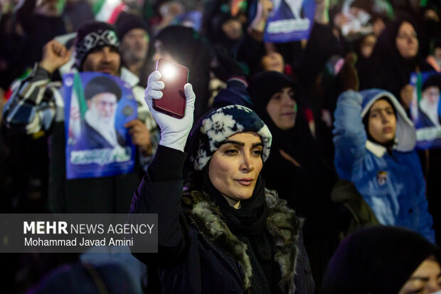 سومین شب اجتماع سوگواران شهادت امام خامنه‌ای در قزوین