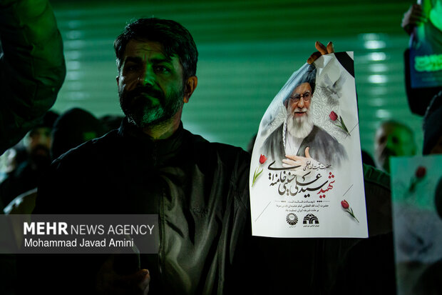 سومین شب اجتماع سوگواران شهادت امام خامنه‌ای در قزوین