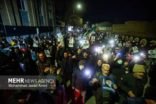 سومین شب اجتماع سوگواران شهادت امام خامنه‌ای در قزوین