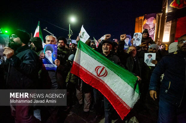 سومین شب اجتماع سوگواران شهادت امام خامنه‌ای در قزوین