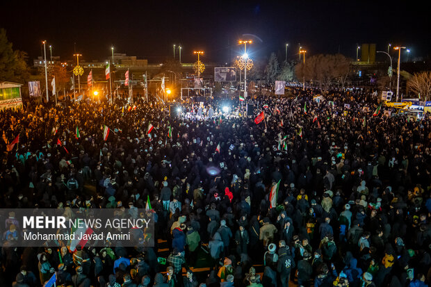سومین شب اجتماع سوگواران شهادت امام خامنه‌ای در قزوین