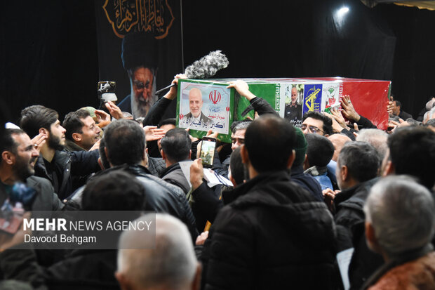 تشییع پیکر مطهر ۸ شهید اقتدار ایران اسلامی در مشهد