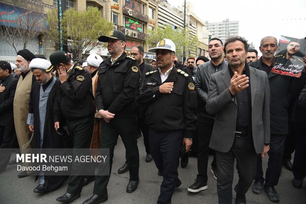 تشییع پیکر مطهر ۸ شهید اقتدار ایران اسلامی در مشهد