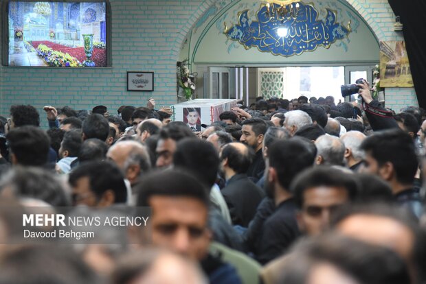 تشییع پیکر مطهر ۸ شهید اقتدار ایران اسلامی در مشهد
