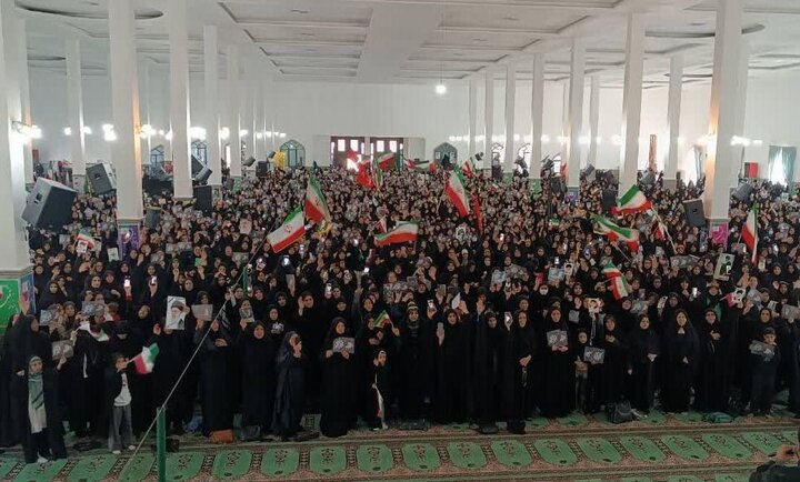 اجتماع بزرگ بانوان زینبی در مصلی امام علی (ع) ساوه