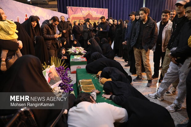 وداع با پیکر شهدای حملات صهیونی-آمریکایی