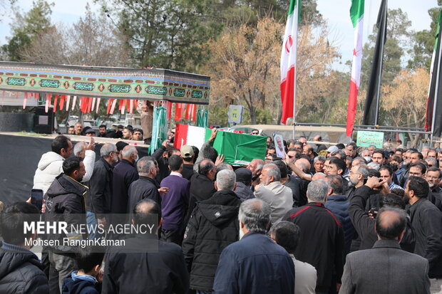 وداع با پیکر شهدای حملات صهیونی-آمریکایی