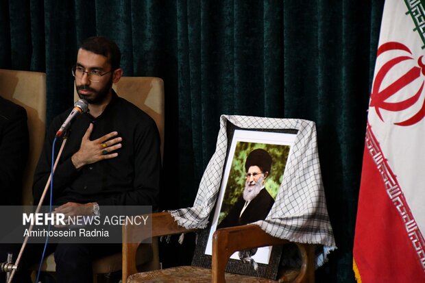 محفل ادبی امین به یاد رهبر شهید