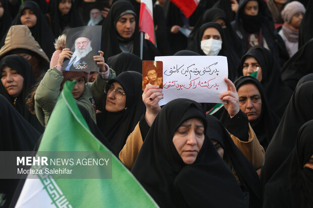 تشییع پیکر شهید «حمیدرضا انصاری اردلی» در شهرکرد