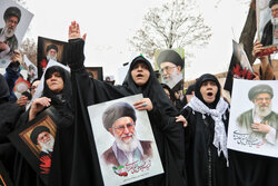 تشییع پیکر شهید مدافع وطن در آرادان