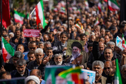 گلستان در سوگ و حماسه؛ تشییع شهدای مدافع وطن با شعار مقاومت و ایستادگی