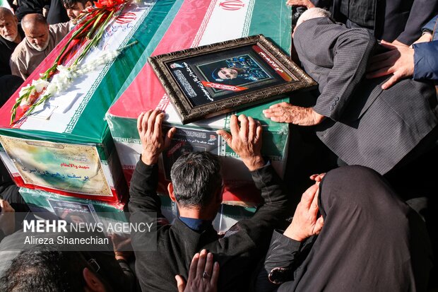 تشییع پیکر مطهر ۴ شهید حمله آمریکایی - صهیونی در رشت