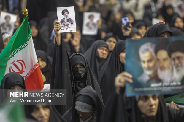وداع با ۱۲ شهید حمله آمریکایی_صهیونیستی در قم