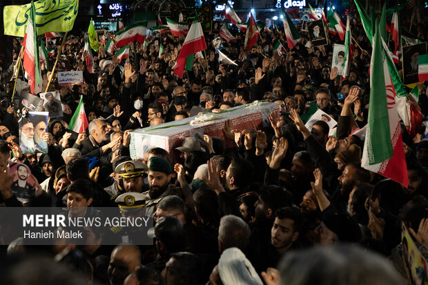 چهارمین شب اجتماع سوگواران شهادت امام خامنه‌ای در گرگان
