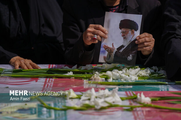 تشییع باشکوه شهدای حمله رژیم صهیونی- آمریکایی در گلستان برگزار شد