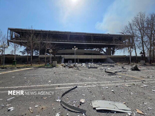 سالن ۱۲ هزار نفری مجموعه ورزشی آزادی مورد حمله قرار گرفت