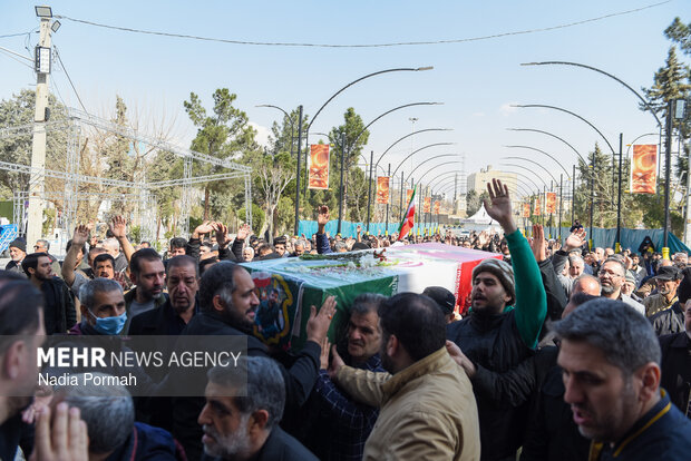 تشیع و خاکسپاری شهید «احمد دانشی کهن» در کرج