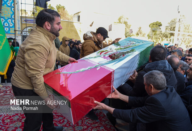 تشیع و خاکسپاری شهید «احمد دانشی کهن» در کرج