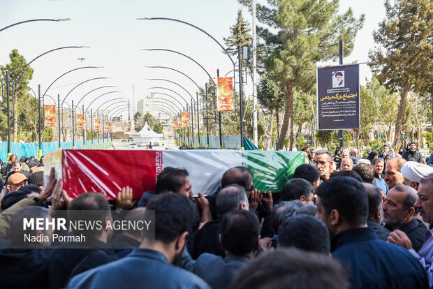 تشیع و خاکسپاری شهید «احمد دانشی کهن» در کرج