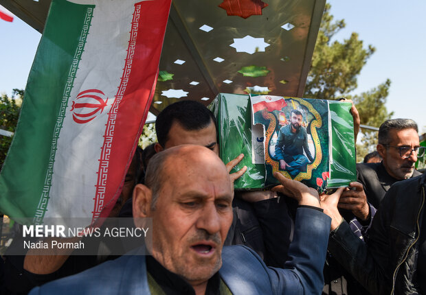 تشیع و خاکسپاری شهید «احمد دانشی کهن» در کرج