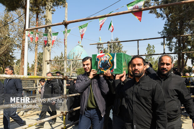 تشیع و خاکسپاری شهید «احمد دانشی کهن» در کرج