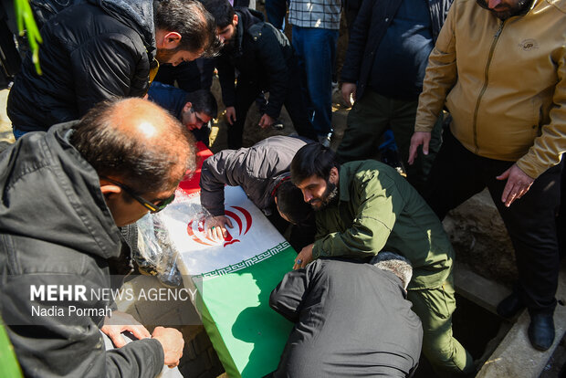 تشیع و خاکسپاری شهید «احمد دانشی کهن» در کرج