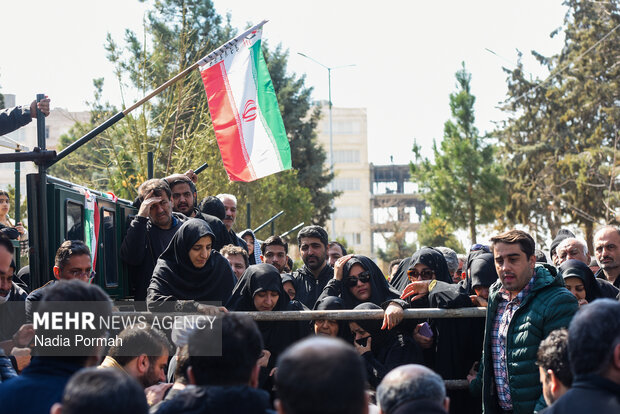 تشیع و خاکسپاری شهید «احمد دانشی کهن» در کرج