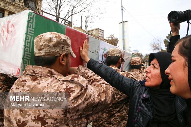 تشییع پیکر سه تن از شهدای حملات آمریکایی و صهیونی در شیروان