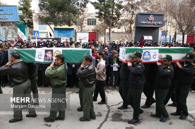 تشییع پیکر سه تن از شهدای حملات آمریکایی و صهیونی در شیروان